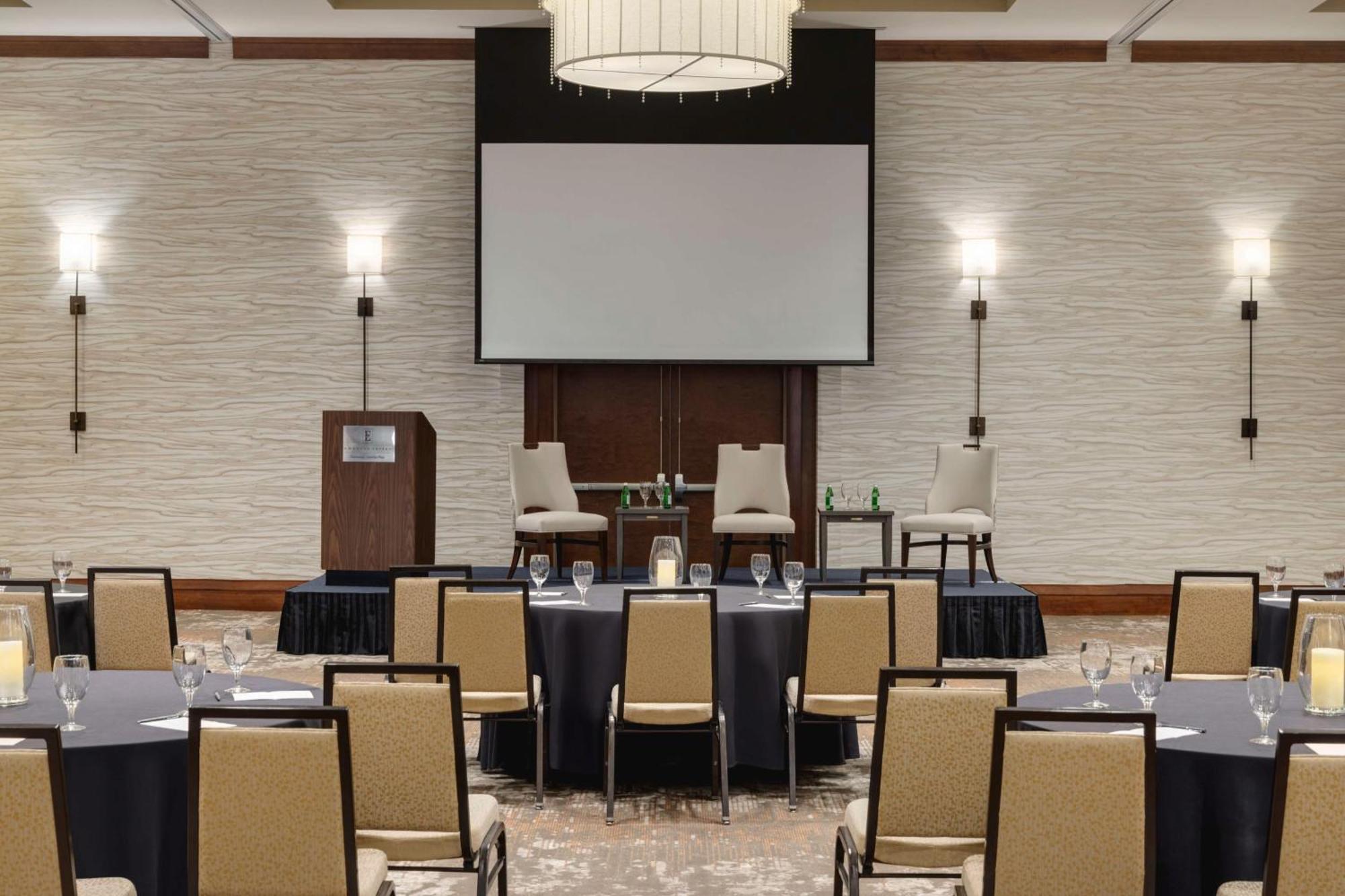Embassy Suites Chattanooga Hamilton Place Экстерьер фото