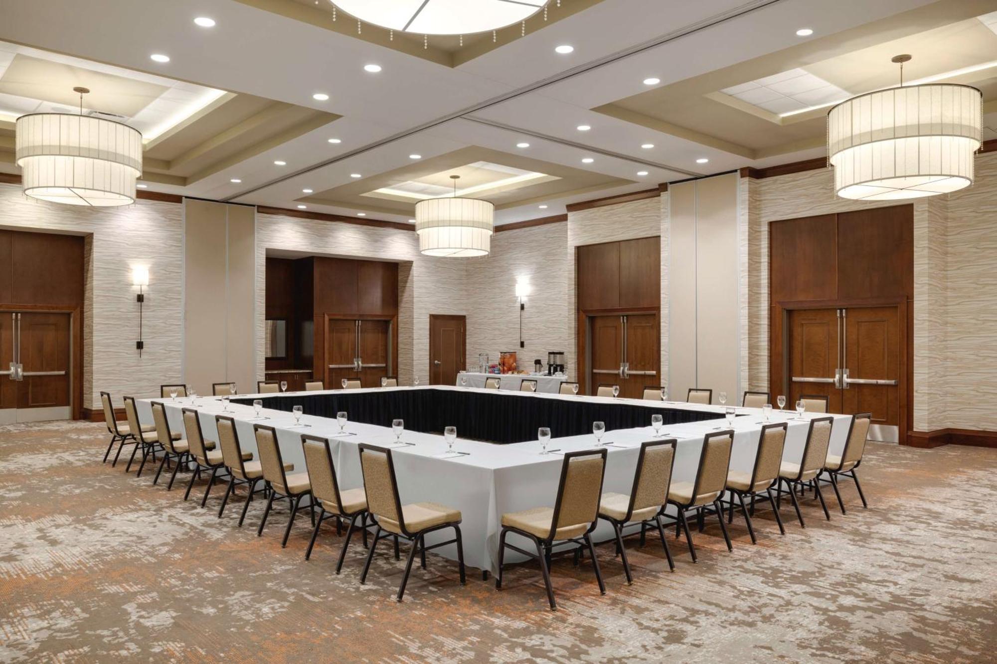 Embassy Suites Chattanooga Hamilton Place Экстерьер фото
