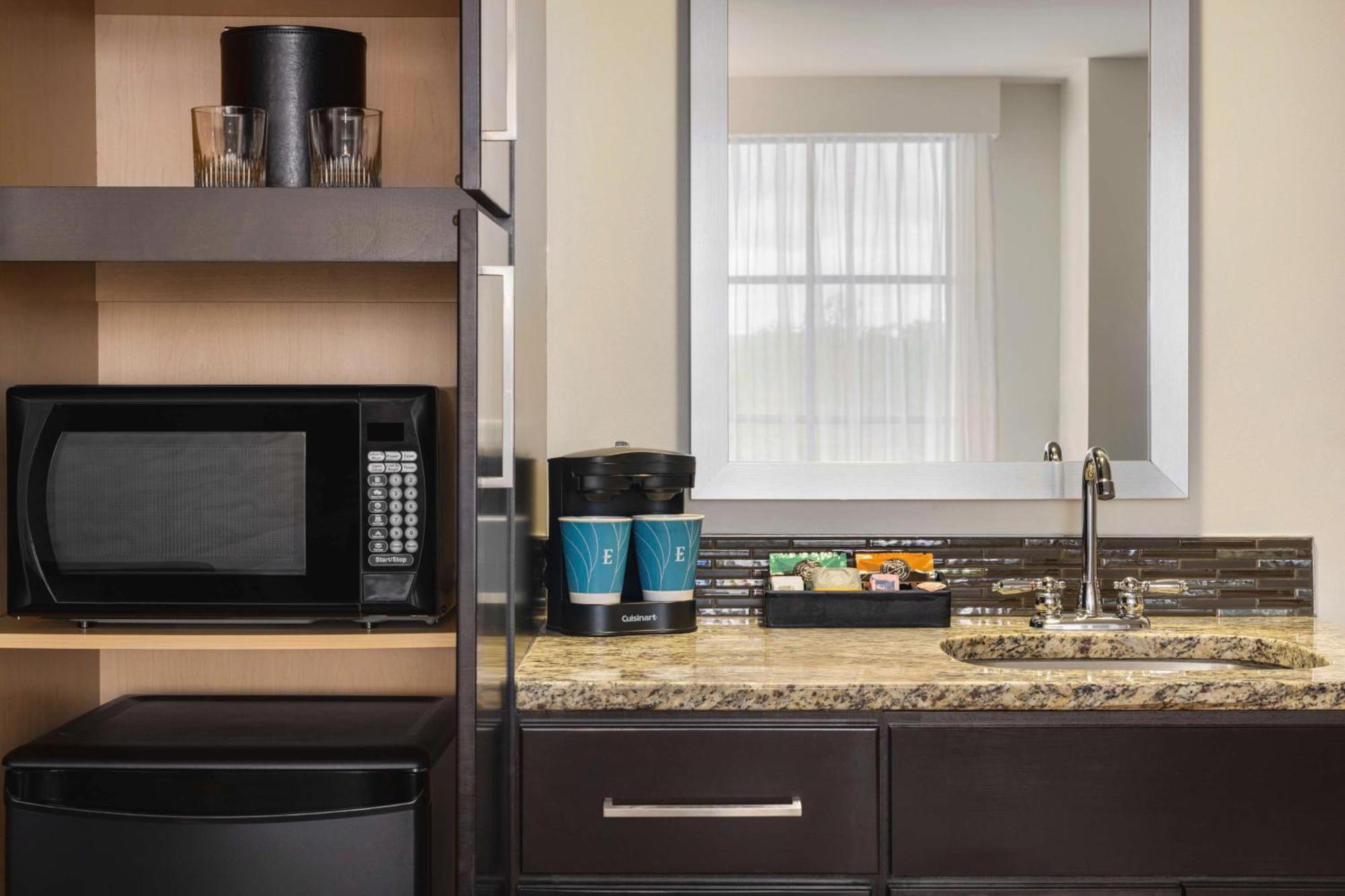 Embassy Suites Chattanooga Hamilton Place Экстерьер фото